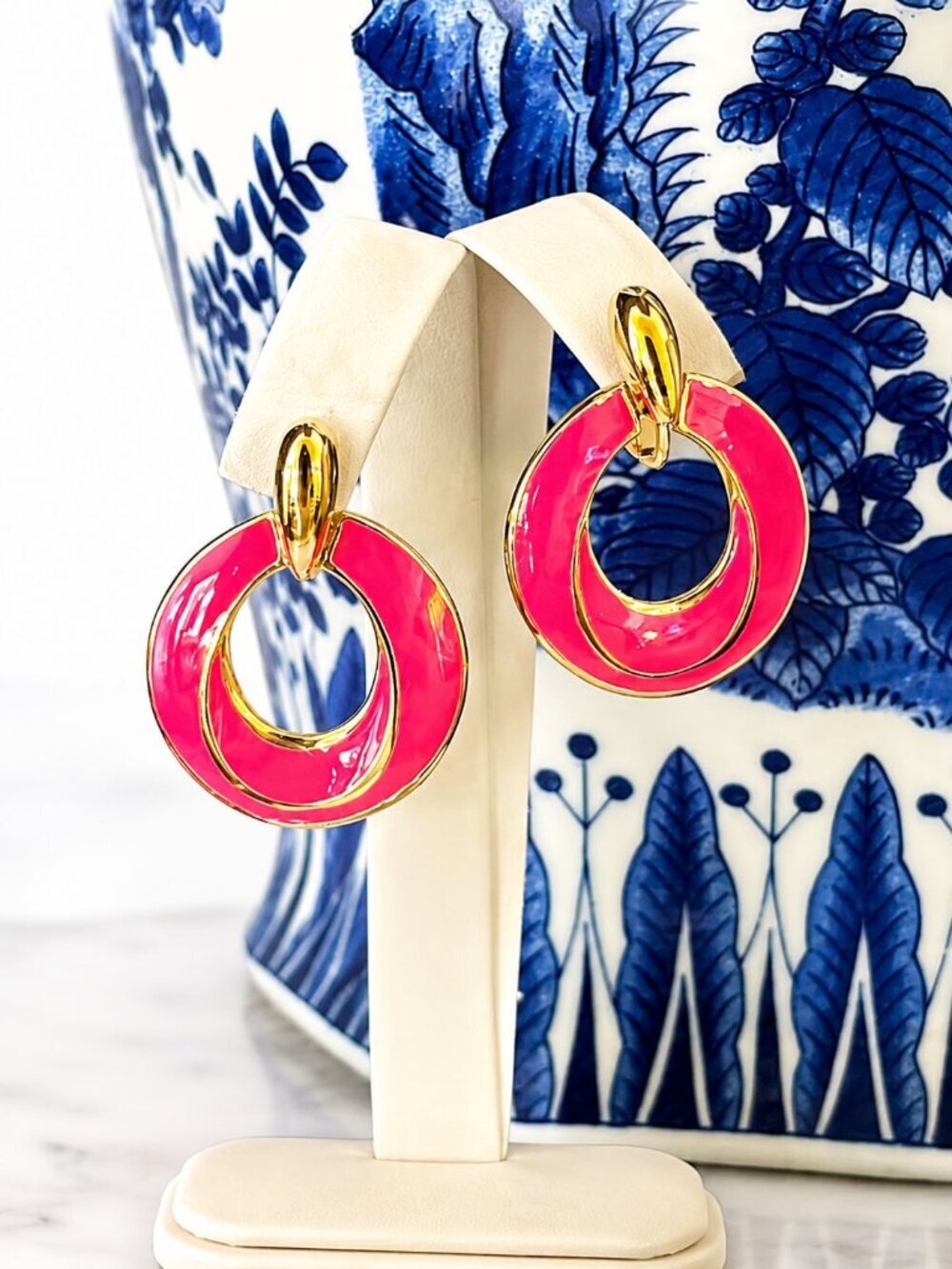 Vintage Hot Pink Enamel Gold Tone Clip-On Earrings Bold Retro Statement